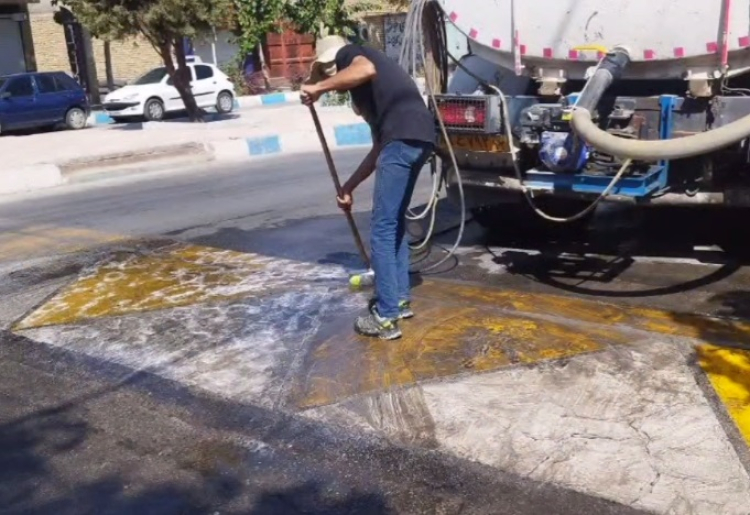 اجرای آشکار سازی سرعتکاه ها و بلوک فرش های معابر