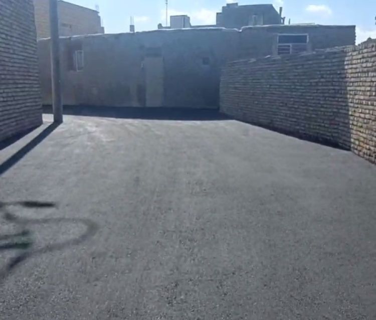 شروع عملیات زیر سازی و  آسفالت معابر خاکی  و لکه گیری ترانشه های سطح شهر